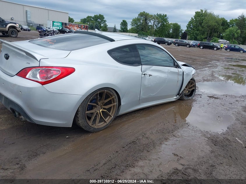 2010 Hyundai Genesis 3.8 Grand Touring VIN: KMHHU6KHXAU004883 Lot: 39738912