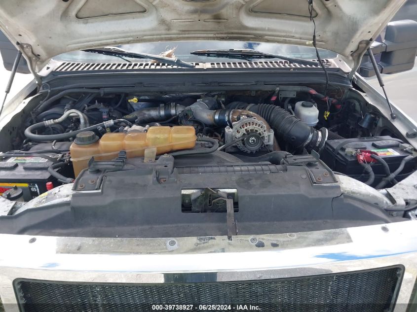 2002 Ford F350 Super Duty VIN: 1FTWX32F52ED54823 Lot: 39738927