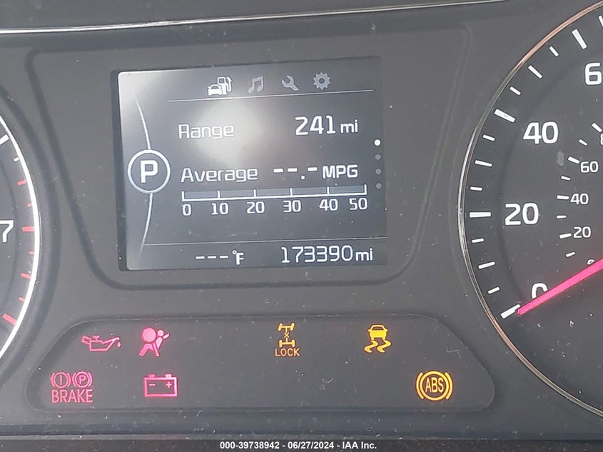 2016 Kia Sorento 2.4L Lx VIN: 5XYPGDA31GG048086 Lot: 39738942