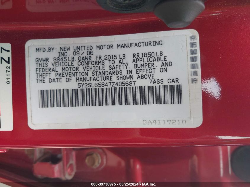 2007 Pontiac Vibe VIN: 5Y2SL65847Z405687 Lot: 39738975