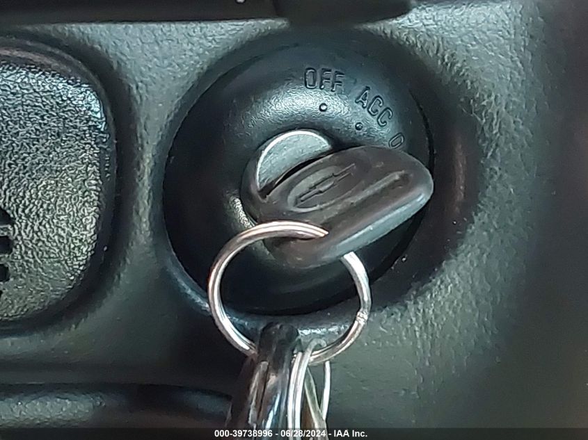 2002 Chevrolet Corvette VIN: 1G1YY32G825112101 Lot: 39738996