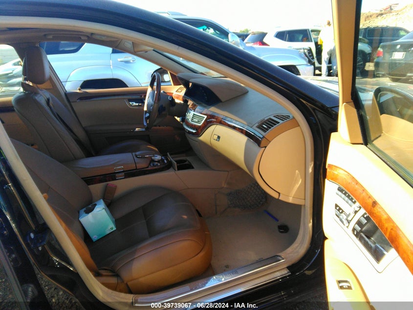 2009 Mercedes-Benz S 550 4Matic VIN: WDDNG86X99A258776 Lot: 39739067