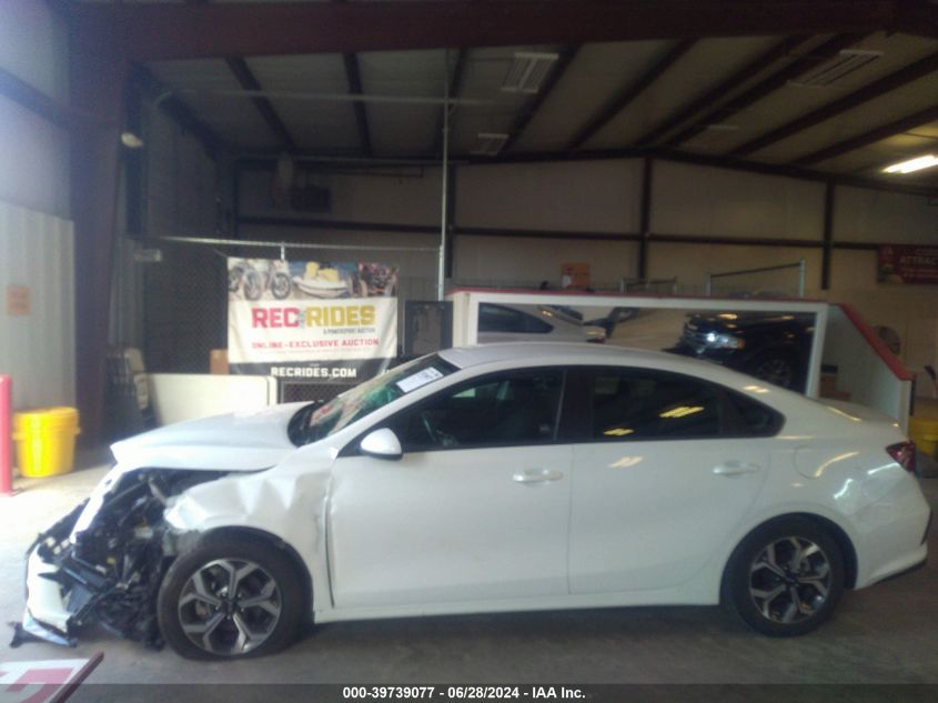 2021 Kia Forte Lxs VIN: 3KPF24AD7ME410966 Lot: 39739077