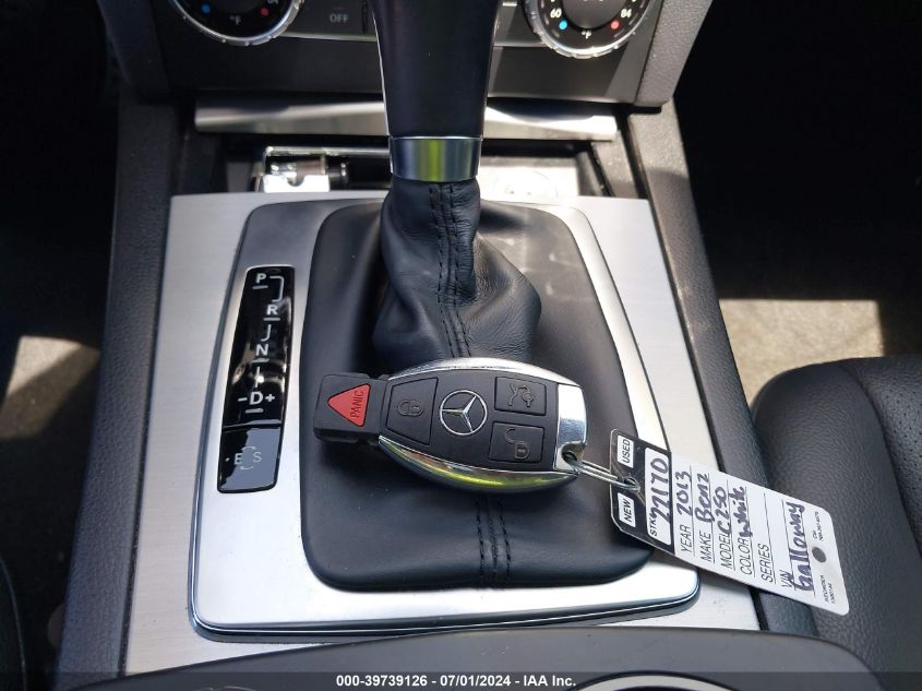 2013 Mercedes-Benz C 250 Luxury/Sport VIN: WDDGF4HB7DR260655 Lot: 39739126