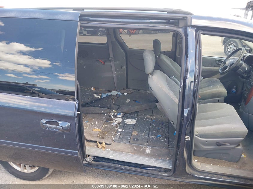 2007 Chrysler Town & Country Lx VIN: 2A4GP44R87R342042 Lot: 39739188