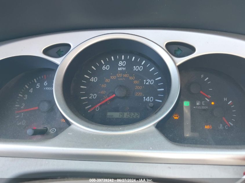 2005 Toyota Highlander Limited VIN: JTEEP21A050118833 Lot: 39739242