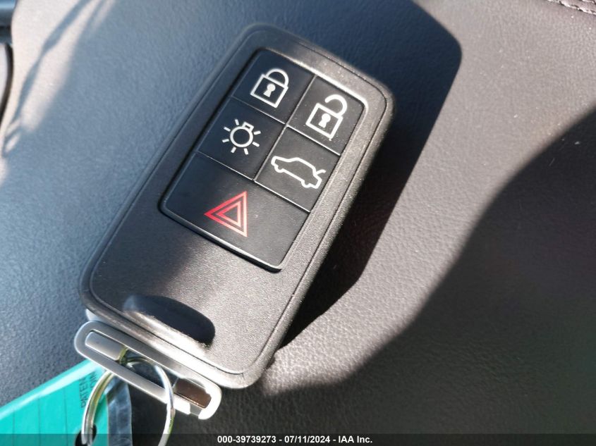 2012 Volvo S60 T5 VIN: YV1622FS3C2086271 Lot: 39739273