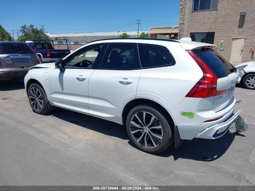 2023 Volvo Xc60 Recharge Plug-In Hybrid T8 Plus Dark Theme VIN: YV4H60DW8P1246506 Lot: 39739444