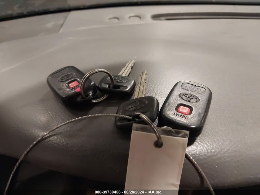 2004 Toyota Camry Le VIN: 4T1BE32K34U924257 Lot: 39739455