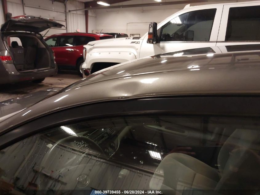 2004 Toyota Camry Le VIN: 4T1BE32K34U924257 Lot: 39739455