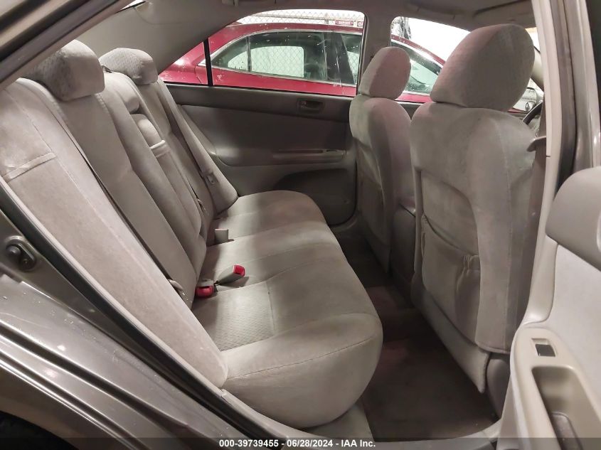 2004 Toyota Camry Le VIN: 4T1BE32K34U924257 Lot: 39739455