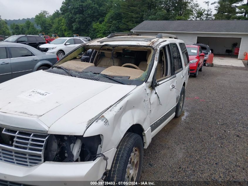 2010 Lincoln Navigator VIN: 5LMJJ2J58AEJ09827 Lot: 39739483