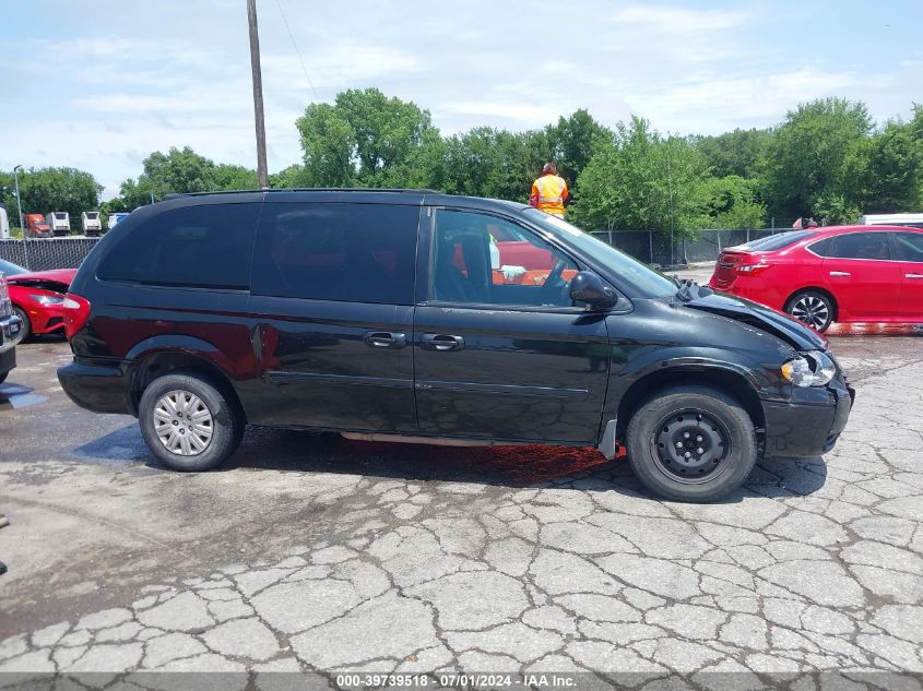 2005 Chrysler Town & Country Lx VIN: 2C4GP44R65R439582 Lot: 39739518