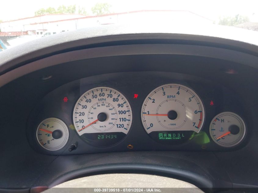 2005 Chrysler Town & Country Lx VIN: 2C4GP44R65R439582 Lot: 39739518