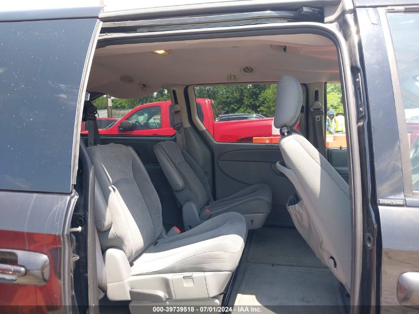 2005 Chrysler Town & Country Lx VIN: 2C4GP44R65R439582 Lot: 39739518