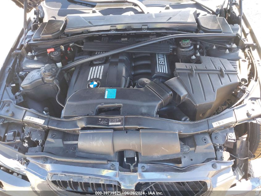 2008 BMW 328I VIN: WBAWL13508PX21319 Lot: 39739521