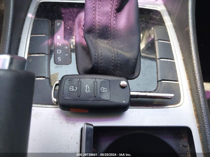 2012 Volkswagen Passat Se W/Sunroof VIN: 1VWBH7A31CC027632 Lot: 39739641