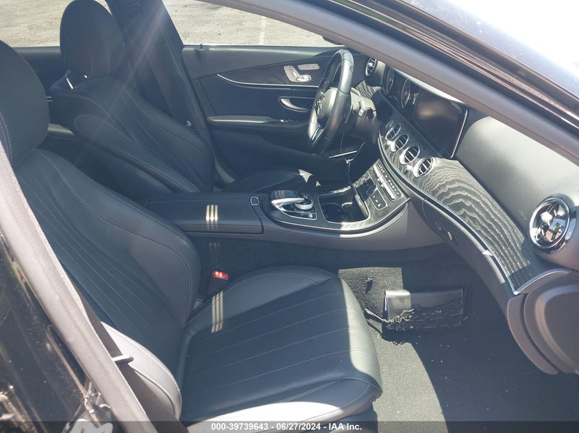 2019 MERCEDES-BENZ E 300 VIN: WDDZF4JB7KA591833