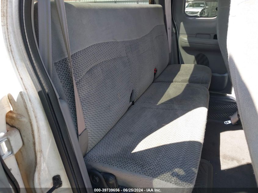 2000 Ford F-150 Lariat/Work Series/Xl/Xlt VIN: 1FTRX17W5YNB89942 Lot: 39739656