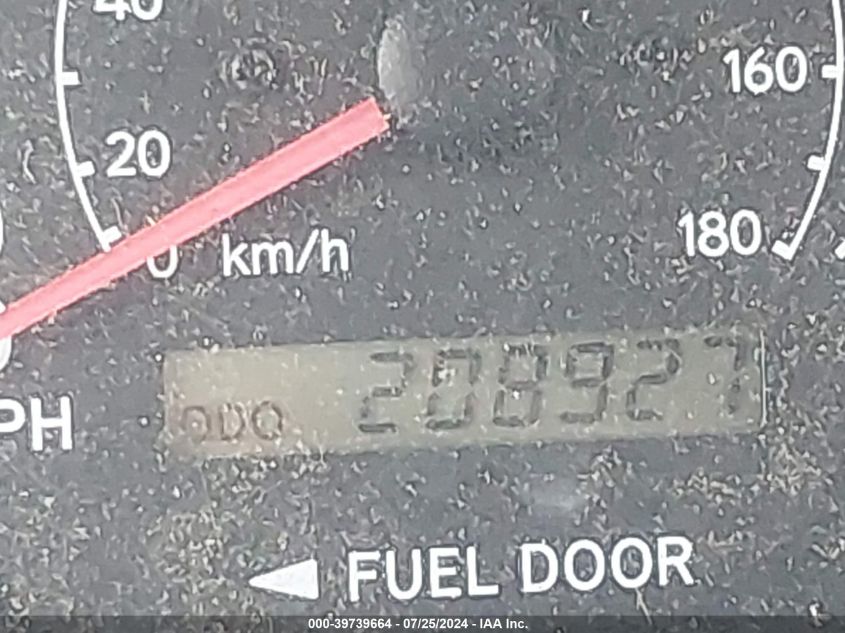 2000 Toyota Sienna Xle VIN: 4T3ZF13C7YU185995 Lot: 39739664