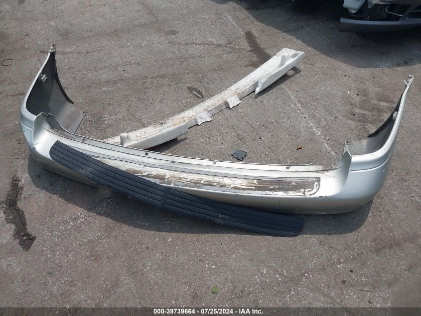 2000 Toyota Sienna Xle VIN: 4T3ZF13C7YU185995 Lot: 39739664