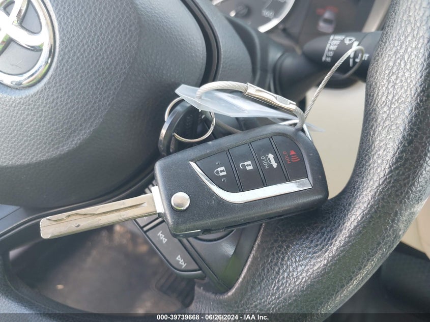 VIN 5YFEPMAE0MP232497 2021 TOYOTA COROLLA LE