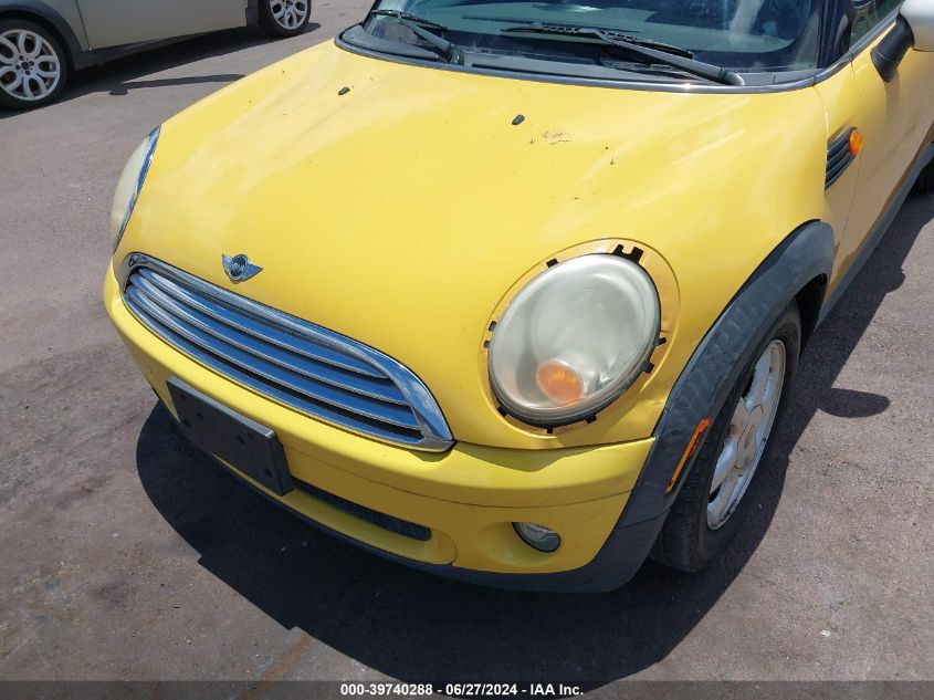 2009 Mini Cooper VIN: WMWMF33579TW73918 Lot: 39740288