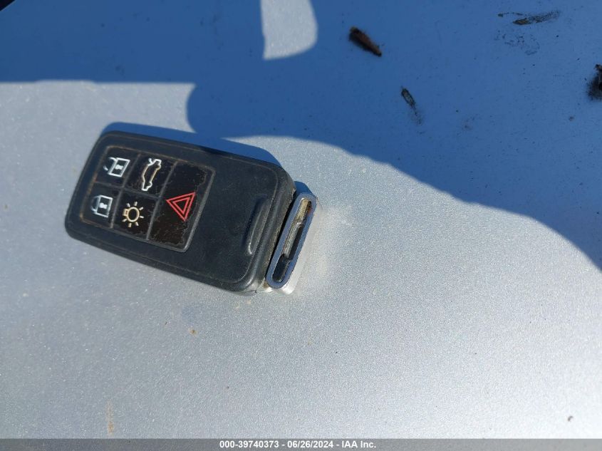 2012 Volvo S60 T5 VIN: YV1622FS5C2051568 Lot: 39740373