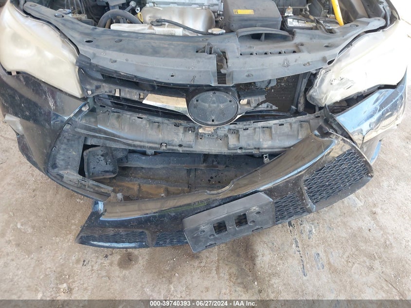 2015 Toyota Camry Le/Xle/Se/Xse VIN: 4T1BF1FK6FU031188 Lot: 39740393