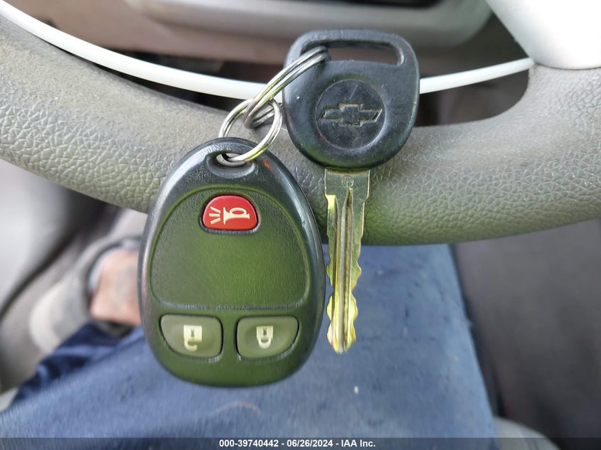 2011 Chevrolet Traverse Ls VIN: 1GNKVEEDXBJ150673 Lot: 39740442