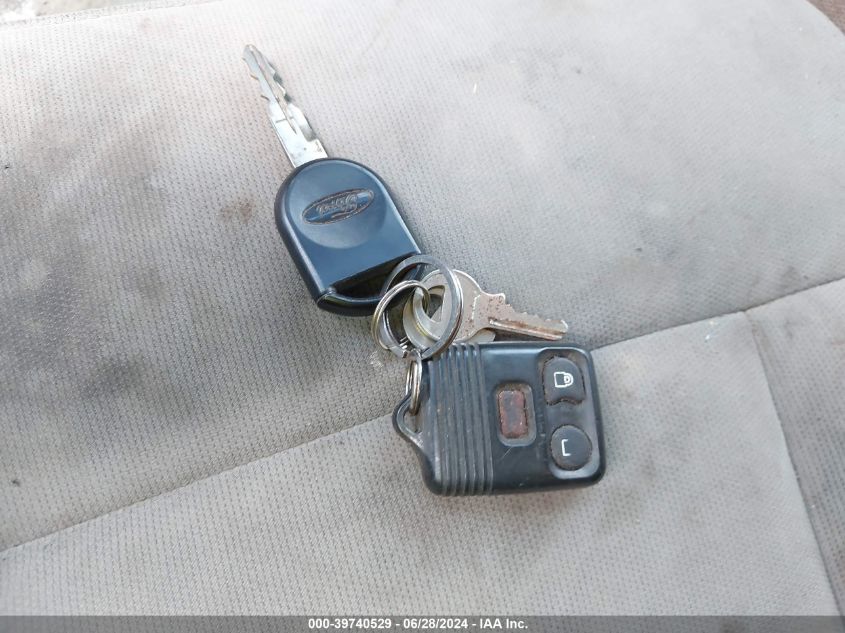 2007 Ford F-150 Lariat/Stx/Xl/Xlt VIN: 1FTPX12V77NA19022 Lot: 39740529