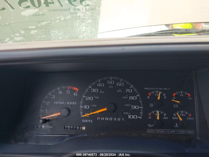 1996 GMC Sierra C1500 VIN: 1GTEC19R5TE529228 Lot: 39740573