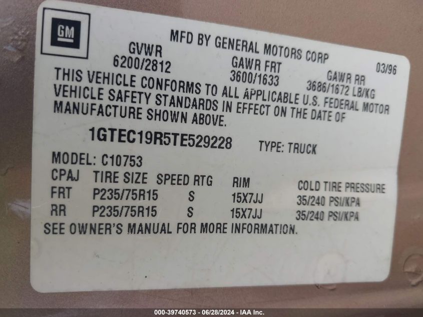 1996 GMC Sierra C1500 VIN: 1GTEC19R5TE529228 Lot: 39740573