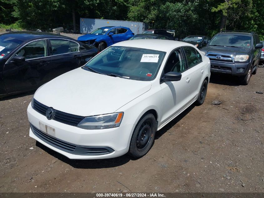 2013 Volkswagen Jetta 2.0L S VIN: 3VW2K7AJ4DM241031 Lot: 39740619