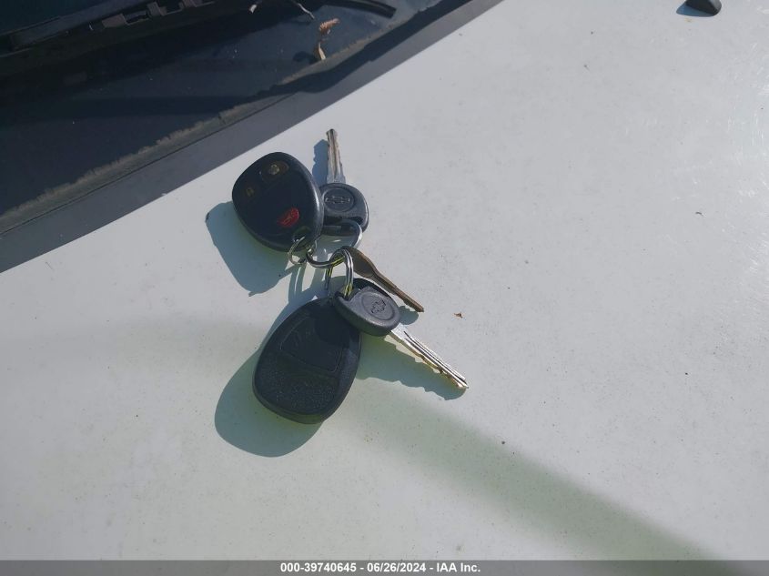 2011 Chevrolet Silverado 1500 Work Truck VIN: 1GCNCPE03BZ291199 Lot: 39740645