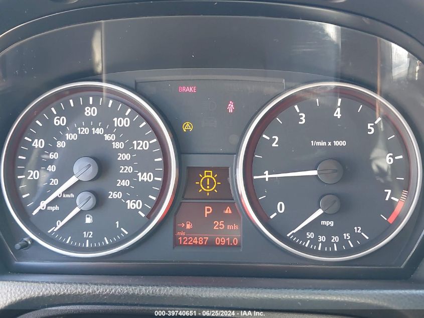 2006 BMW 330I VIN: WBAVB33596PS13390 Lot: 39740651