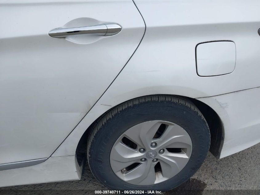 2013 Hyundai Sonata Hybrid VIN: KMHEC4A45DA082714 Lot: 39740711