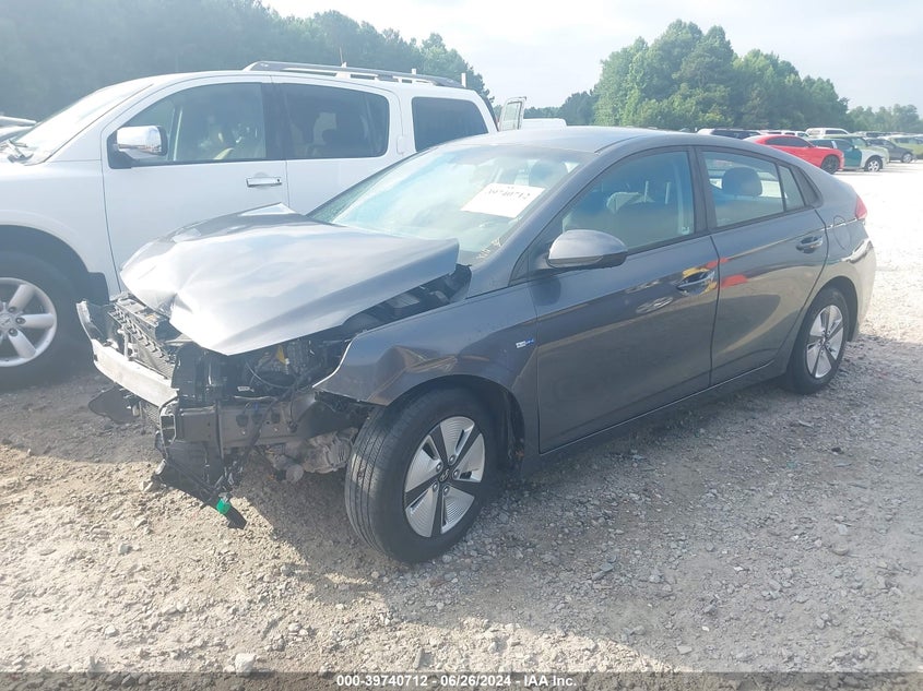 2017 Hyundai Ioniq Blue VIN: KMHC65LC2HU046301 Lot: 39740712