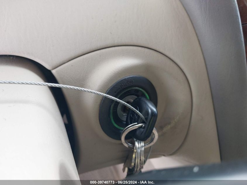 2002 Toyota Avalon Xls VIN: 4T1BF28B22U261145 Lot: 39740773