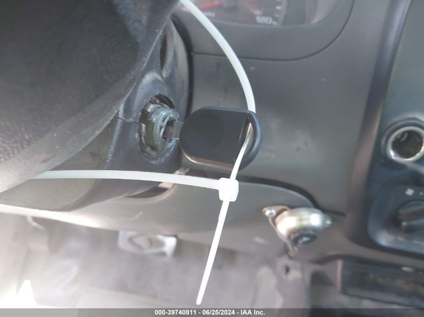 2007 Ford Ranger Stx/Xl/Xlt VIN: 1FTYR10D07PA32613 Lot: 39740811