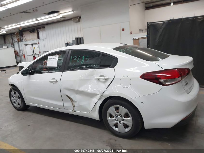 2017 Kia Forte Lx VIN: 3KPFK4A77HE154165 Lot: 39740845