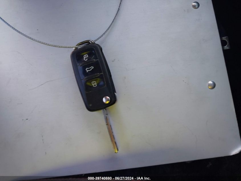 2012 Volkswagen Gti VIN: WVWFD7AJ8CW211110 Lot: 39740880