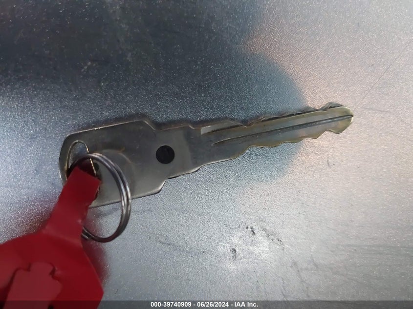 2005 Chevrolet Silverado 1500 Work Truck VIN: 1GCEC14V55Z215918 Lot: 39740909