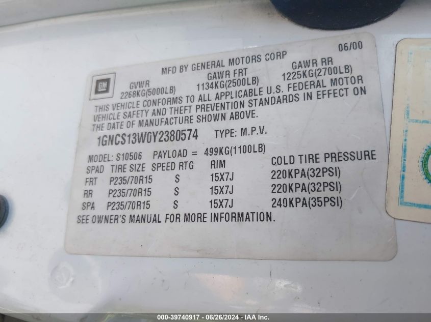 2000 Chevrolet Blazer Ls VIN: 1GNCS13W0Y2380574 Lot: 39740917