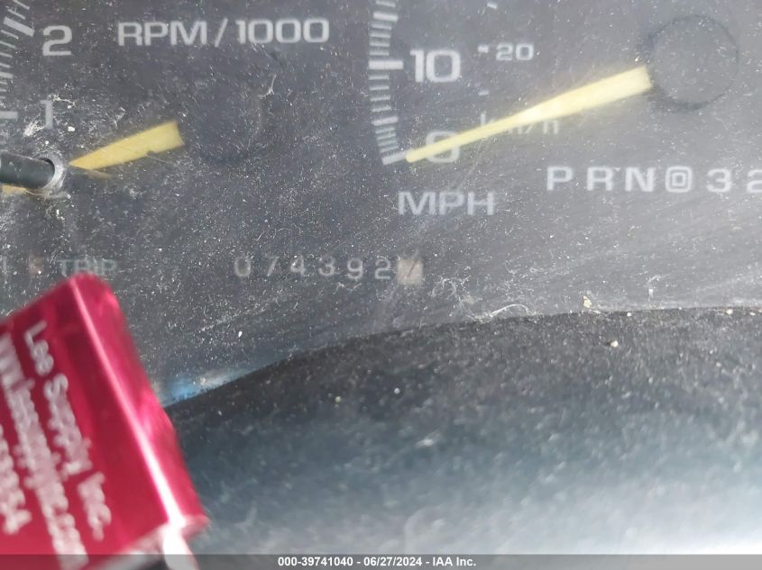 1999 GMC Sierra K2500 VIN: 1GTGK24R3XR715437 Lot: 39741040