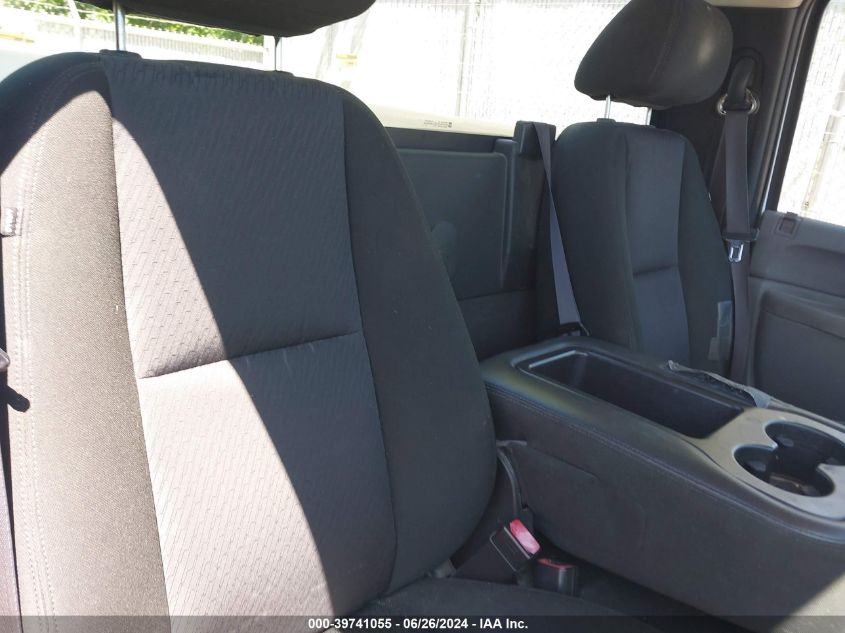 2010 Chevrolet Silverado 1500 Work Truck VIN: 1GCPCPEX4AZ136973 Lot: 39741055