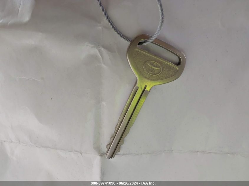 1999 Toyota Camry Le/Xle VIN: JT2BF22K3X0209530 Lot: 39741090