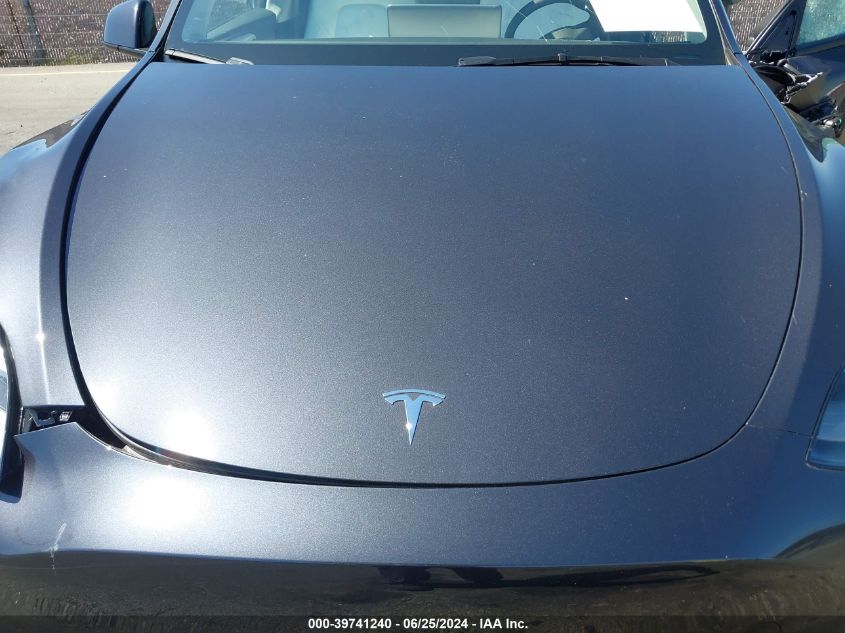 2024 Tesla Model Y Performance Dual Motor All-Wheel Drive VIN: 7SAYGDEF8RF049936 Lot: 39741240