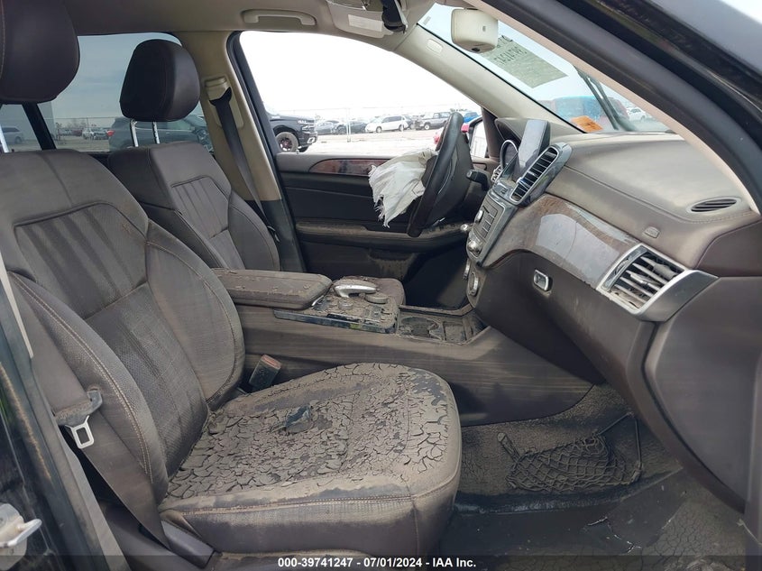 VIN 4JGDF6EE4HA765897 2017 MERCEDES-BENZ GLS 450 4MATIC