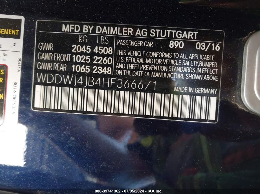 2017 Mercedes-Benz C 300 VIN: WDDWJ4JB4HF366671 Lot: 39741362